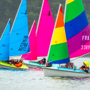 1040 - 303 wide seater